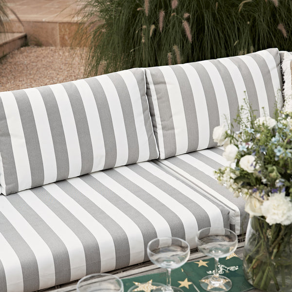 Bellagio Round Wicker Large Corner Casual Dining Set with Rising Firepit Table, Light Grey with Taupe Stripes - daals