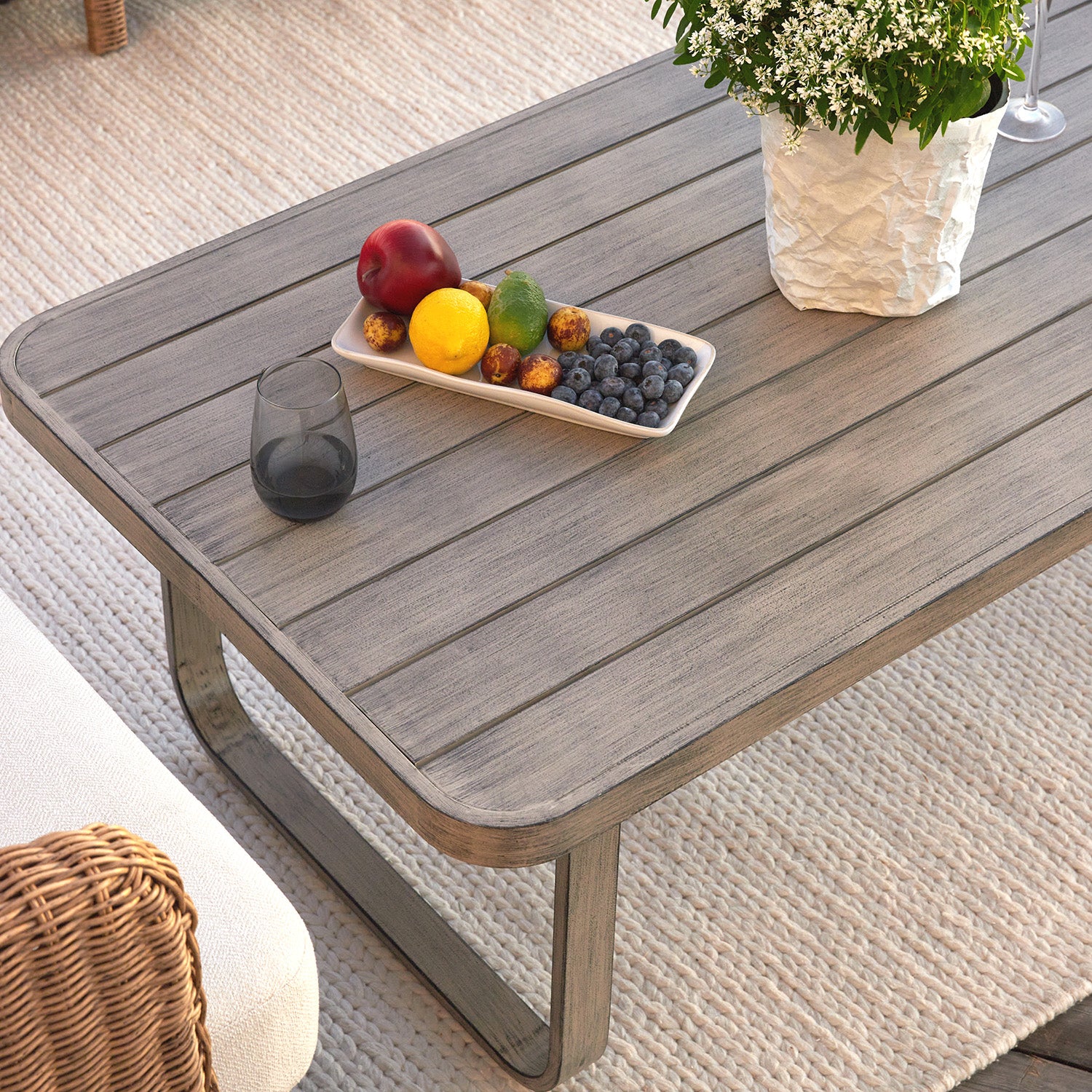 Stanford Round Wicker Outdoor 5-Seater Sofa Set, Natural