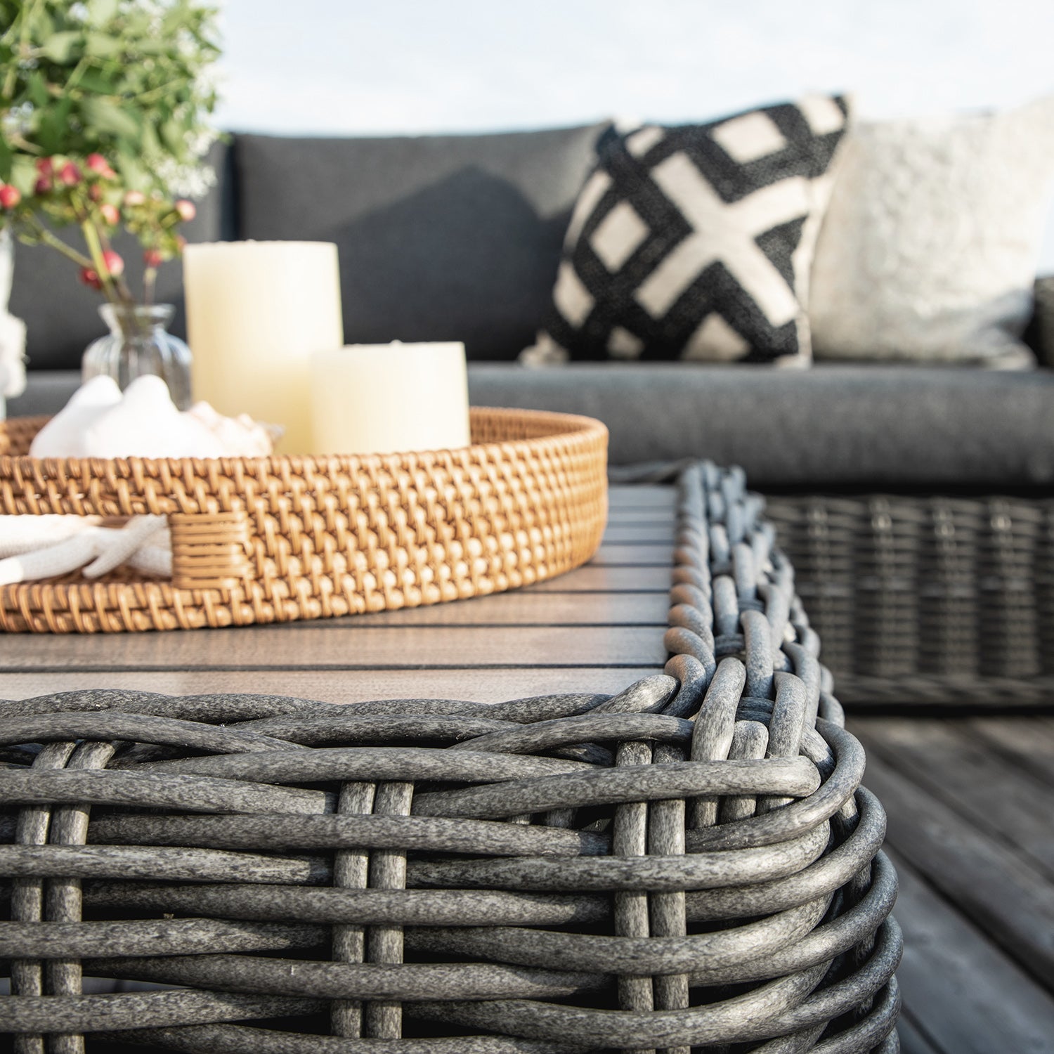 Bellagio Round Wicker Sofa Set with Coffee Table, Dark Grey