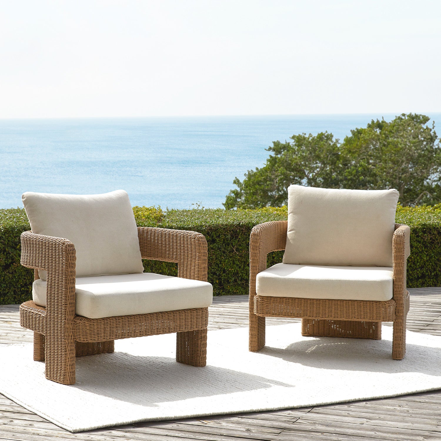 Stanford Round Wicker Outdoor Armchair Set, Natural