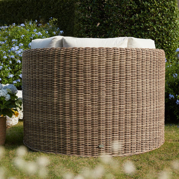 Bellagio Round Wicker Swivel Daybed, Natural