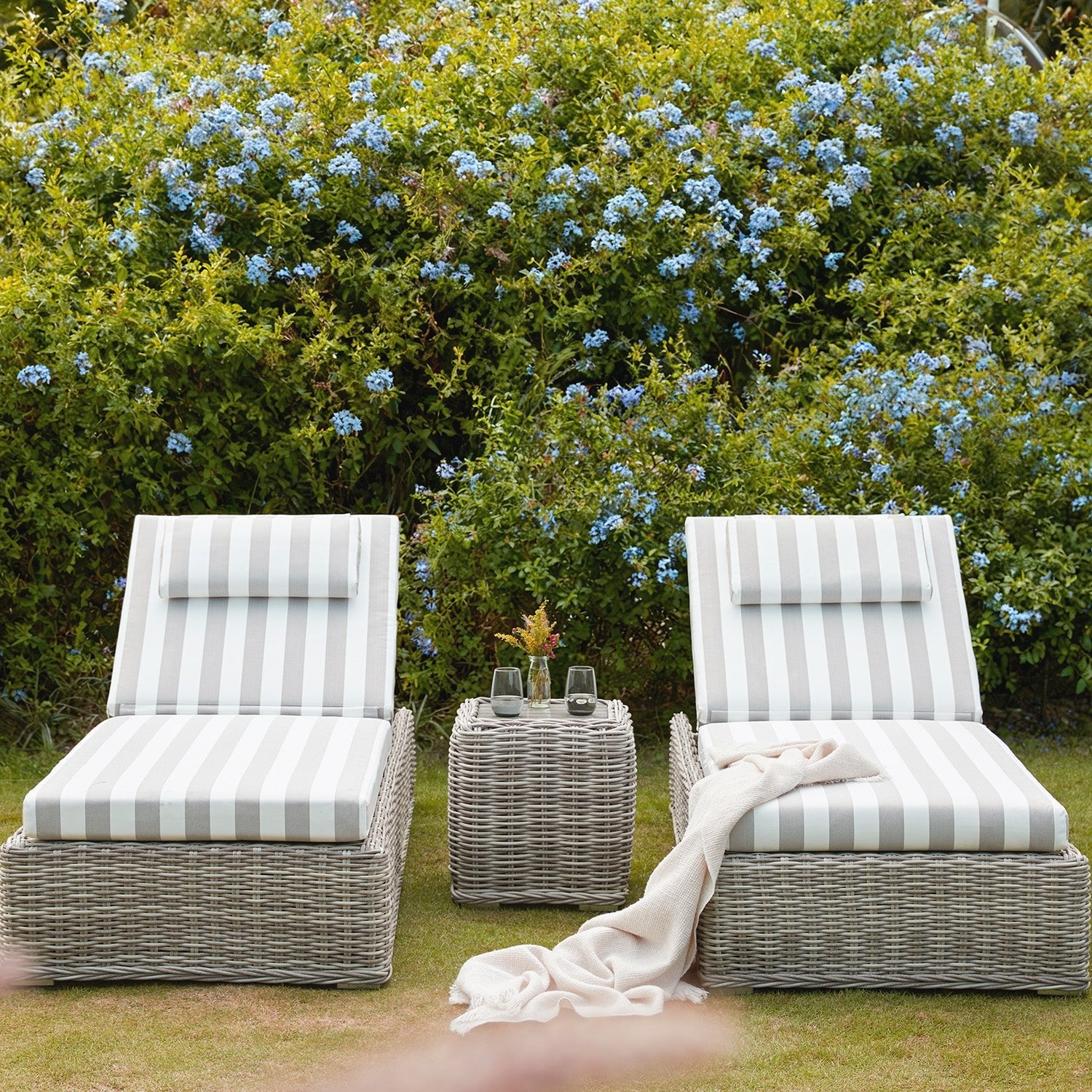 Bellagio Round Wicker Sun Lounger with Headrest, Light Grey with Taupe Stripes