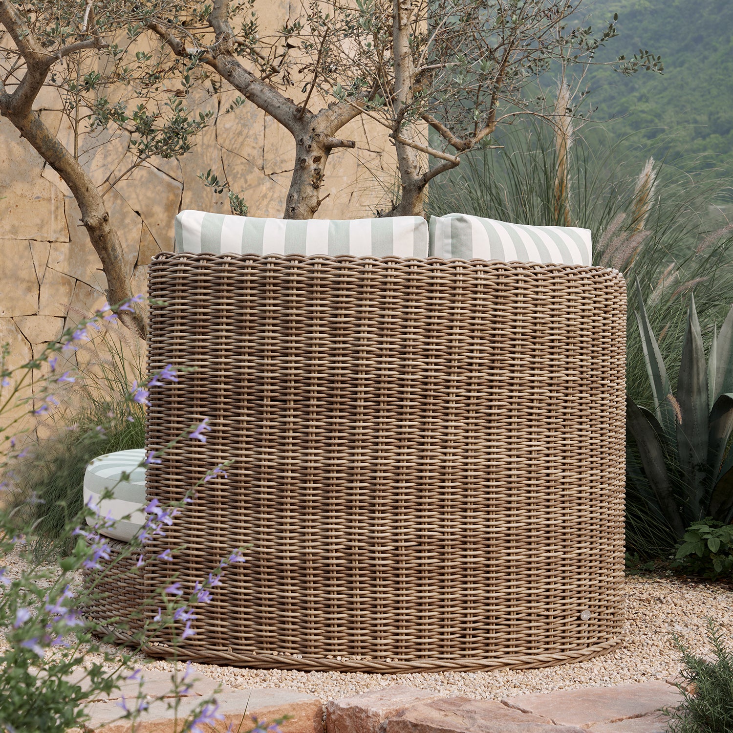 Bellagio Round Wicker Swivel Daybed, Natural with Sage Stripes