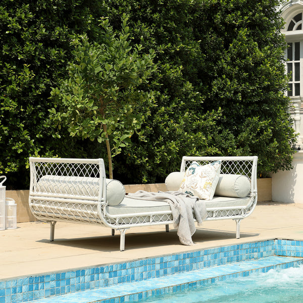 Willowbrook Lattice Weave Rattan Daybed, White