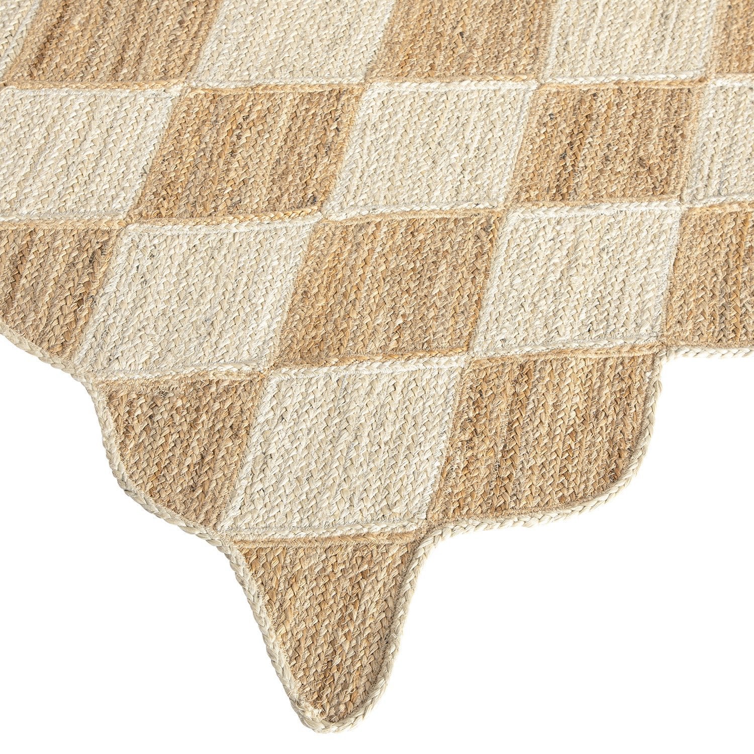 Tabitha Harlequin Diamond Scallop Natural & Bleached Jute Hand Braided Rug