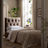 files/SCSF-388-TAUPE-VEL-S_scene1.jpg