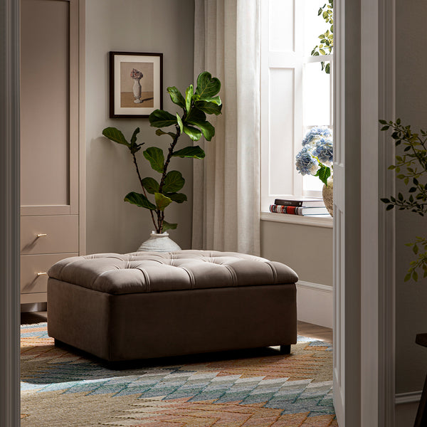 Portland Single Buttoned Fold - Out Bed in Ottoman, Mink Velvet - daals