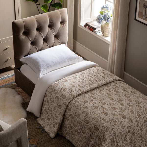 Portland Single Buttoned Fold - Out Bed in Ottoman, Mink Velvet - daals
