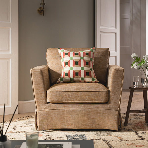 Fitz Skirted Armchair, Apricot Linen Blend - daals
