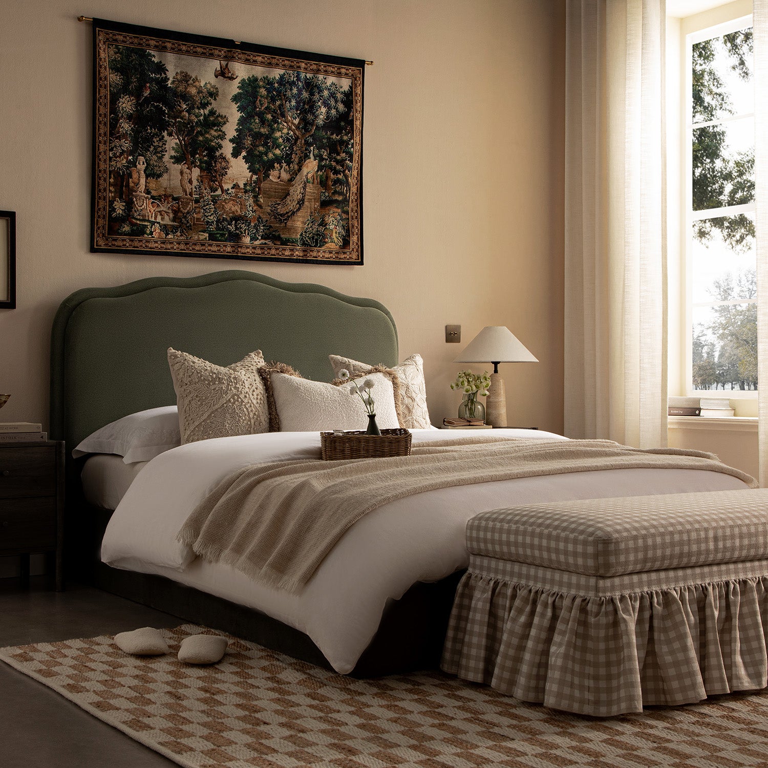 Rosamund Ottoman Storage Bed, Dried Herb Mohair - daals