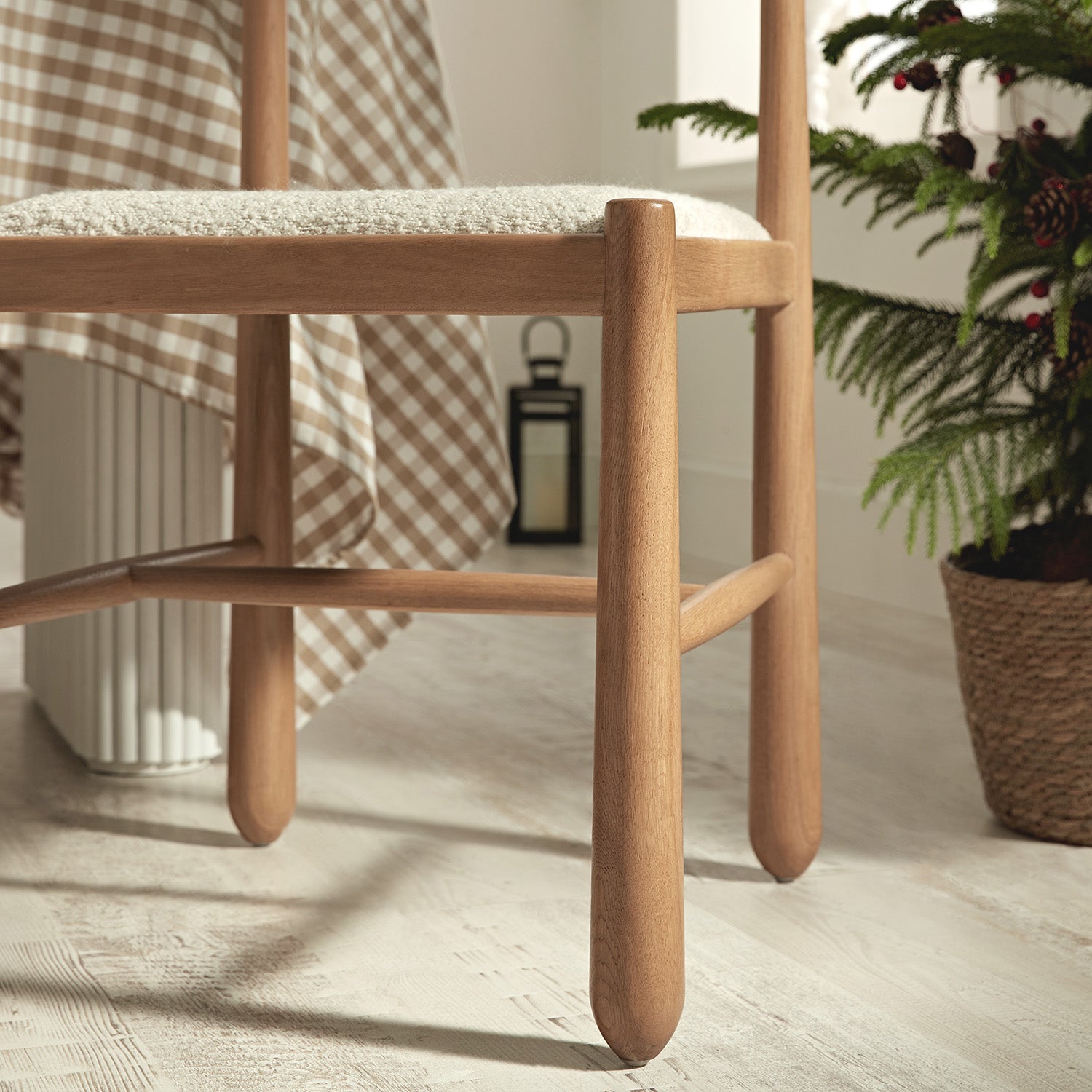 Tama Dining Chair, Ecru Boucle | Natural Oak Frame