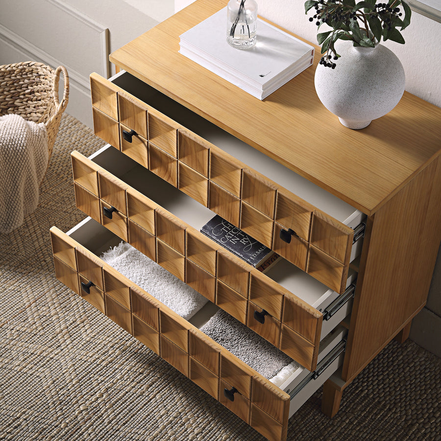Gibbs Chest of 3 Drawers, Natural - daals