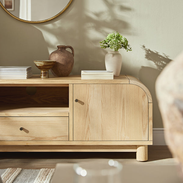 Maude TV Unit, Natural Ash - daals