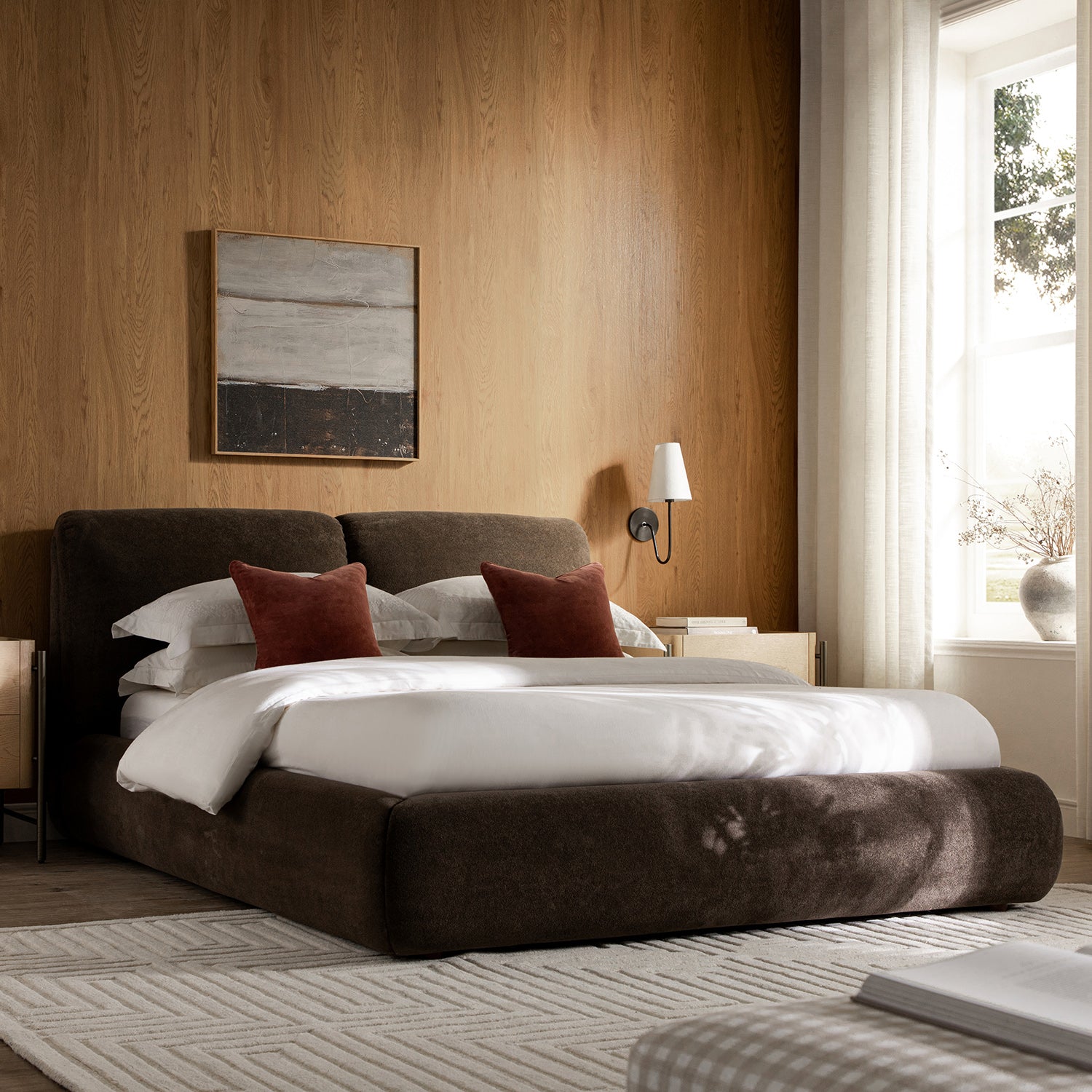 Thera Pillow Headboard Upholstered Bed, Cocoa Chenille - daals