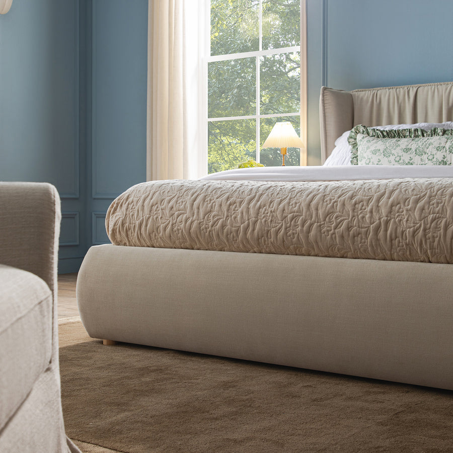 Astrid Ruched Wingback Bed, Ivory Chenille