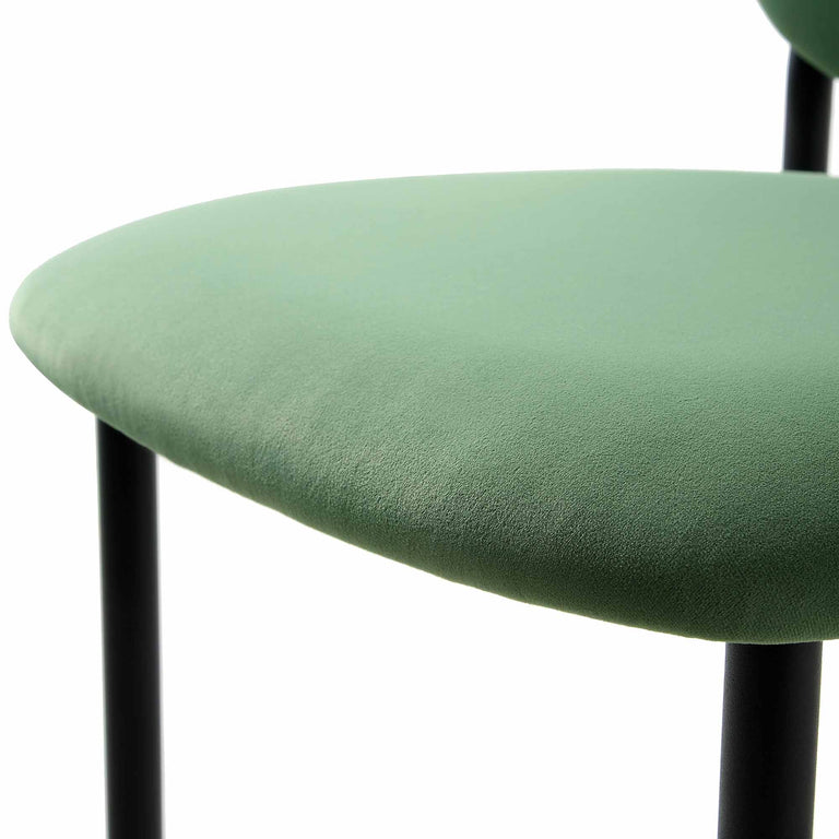 Kelmarsh Set of 2 Grass Green Velvet Upholstered Dining Chairs daals