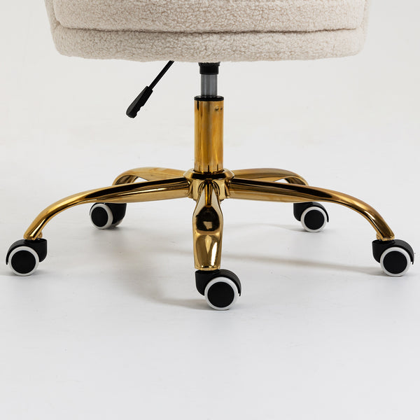 Hepburn Scalloped Swivel Chair (Ecru Boucle)